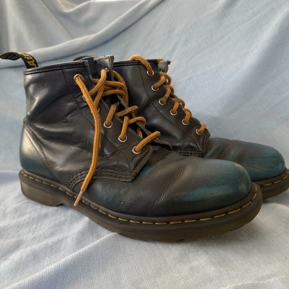 VTG Dr. Martens Rare 1460 Aqua Black Crazy Horse Patina Leather 10M